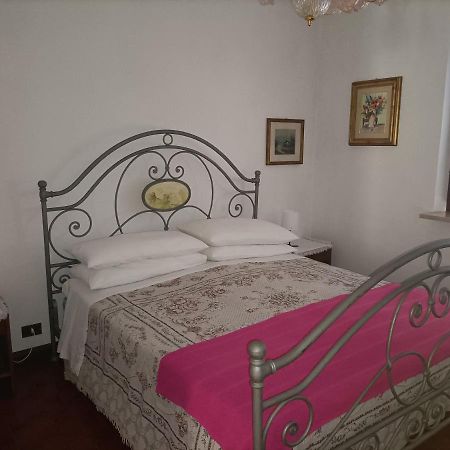 B&B Le Rose Crone Eksteriør bilde